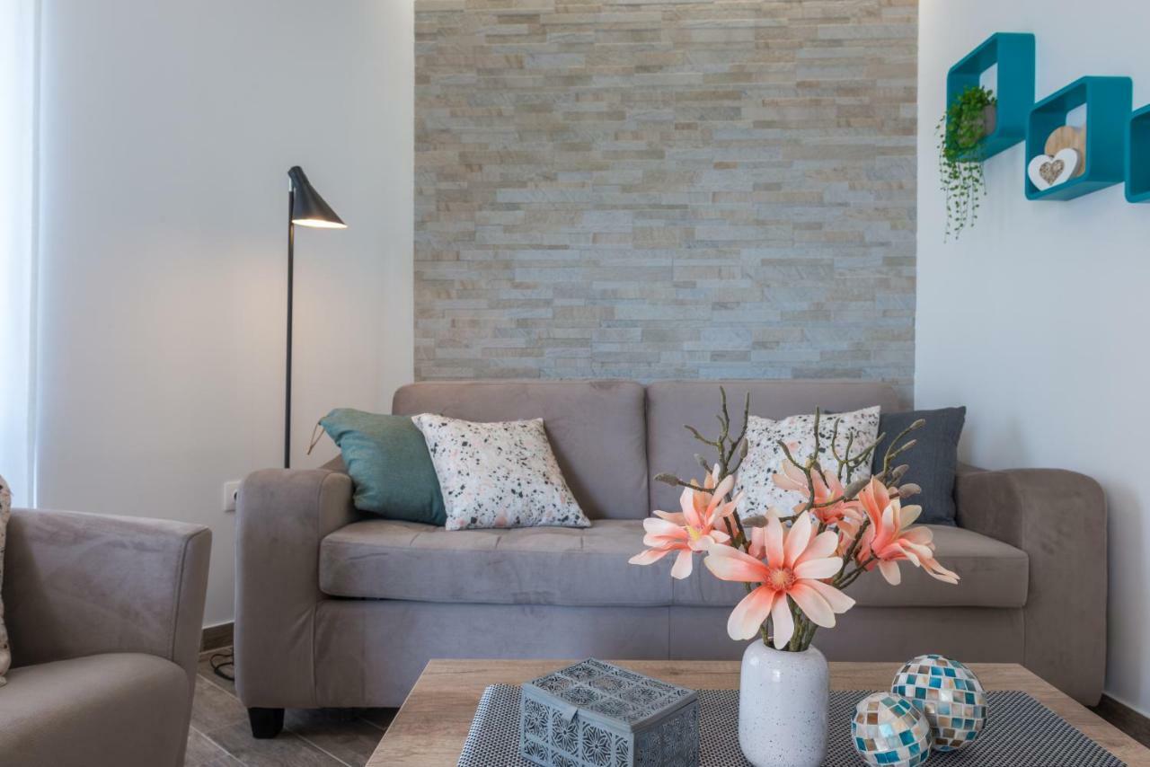 Apartments Villa Elena 3 챠브타트 외부 사진
