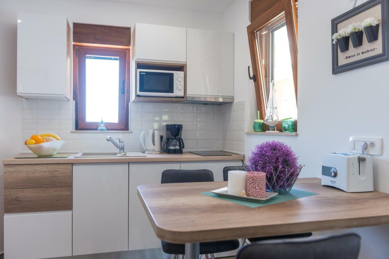 Apartments Villa Elena 3 챠브타트 외부 사진