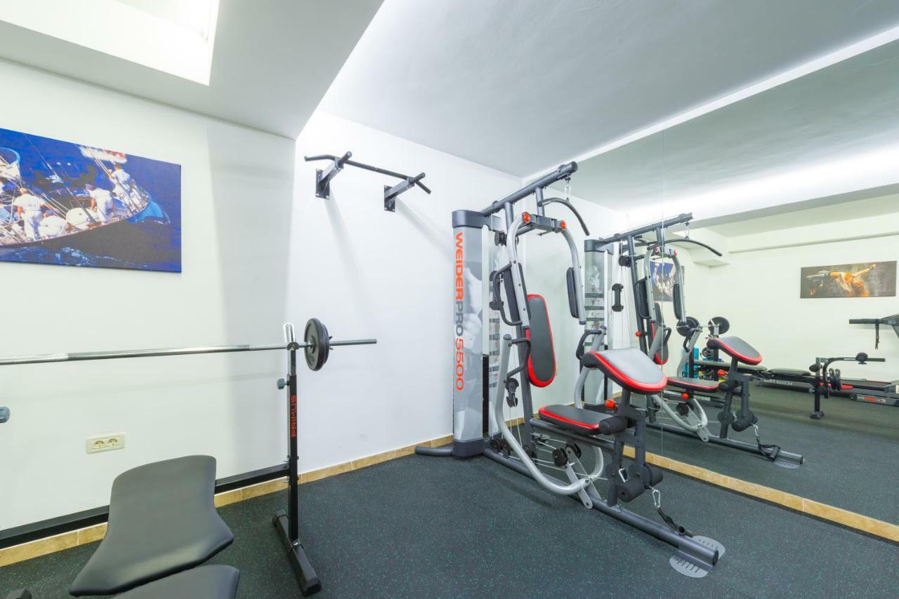 Apartments Villa Elena 3 챠브타트 외부 사진